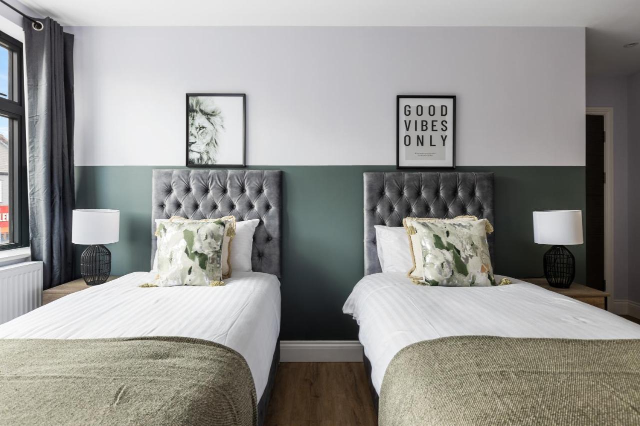 Stylish & Spacious 3 Bed Apartment With Fast Wifi, Close To Tube & Wembly Londres Exterior foto