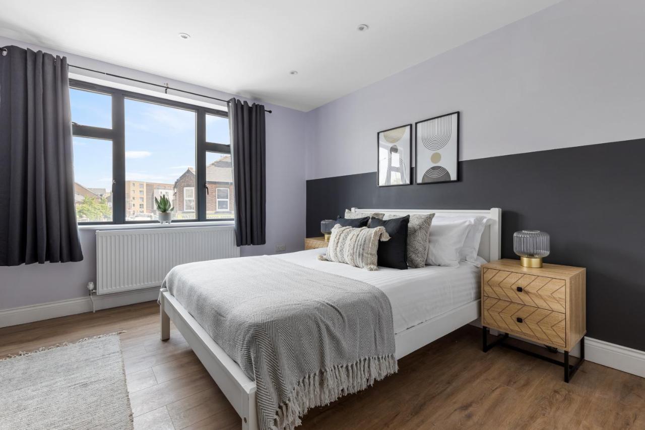 Stylish & Spacious 3 Bed Apartment With Fast Wifi, Close To Tube & Wembly Londres Exterior foto